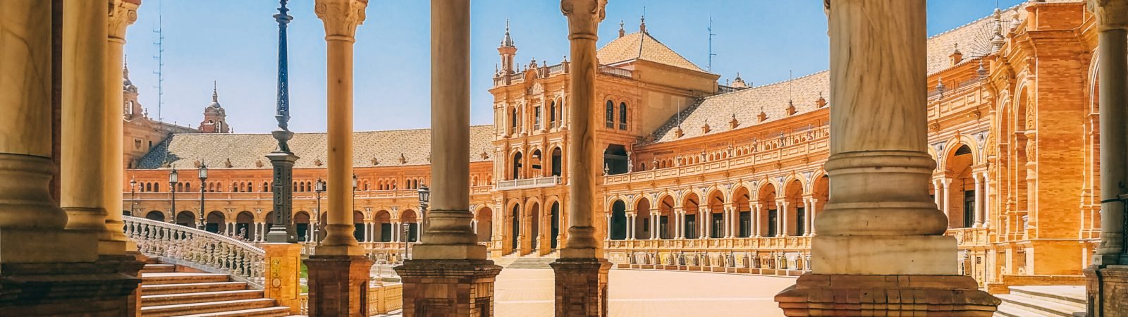 Hermosa vista de la Plaza de España en Sevilla en España